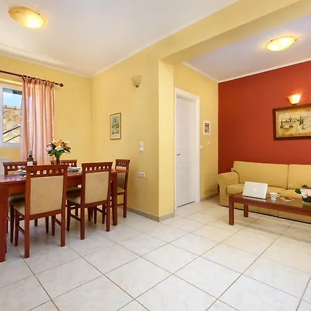 Willa Tesori Dassia (Corfu)